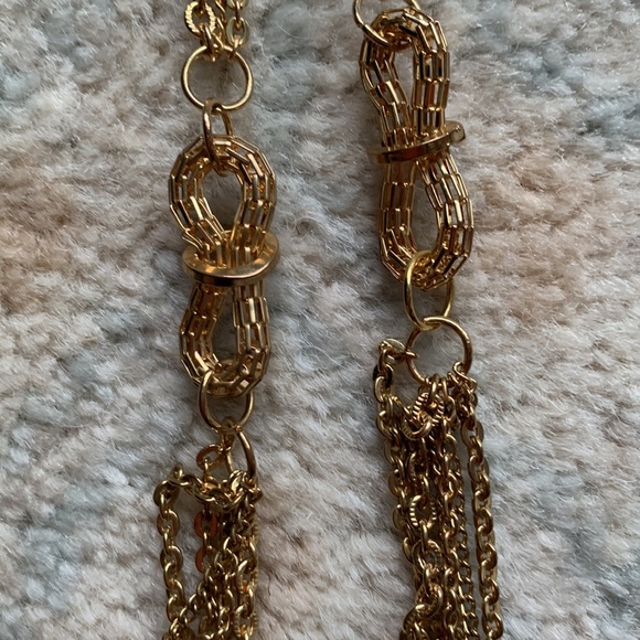 Another fun set of 2 necklaces gold and green vintagey feel - Picture 4 of 4